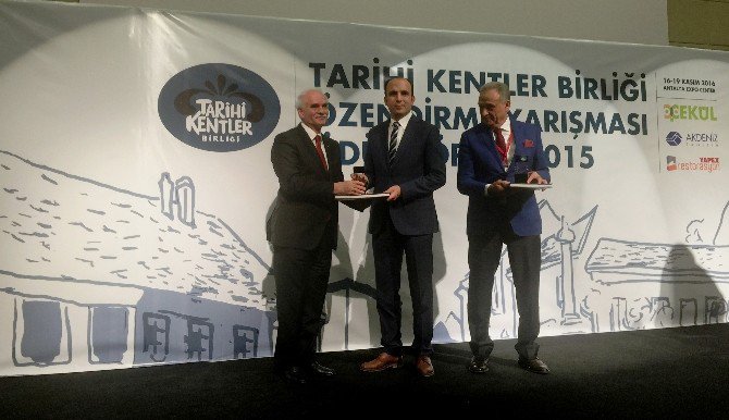 Selçuklu Belediyesine, Tarihi Kentler Birliği süreklilik ödülü