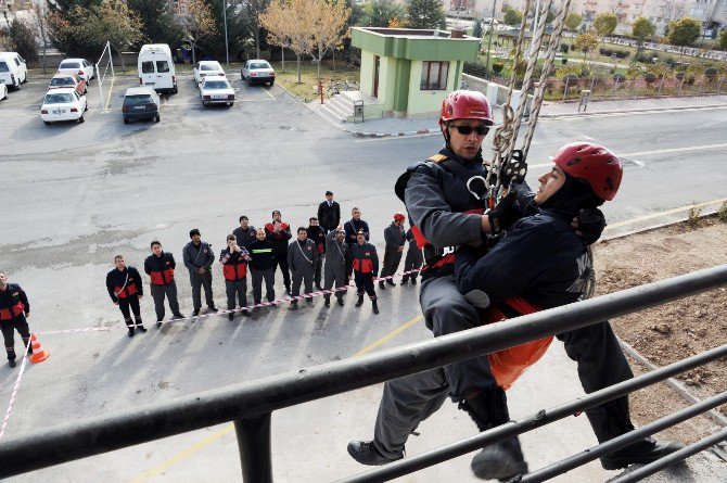 Büyükşehir’den uzman itfaiyeci eğitimi