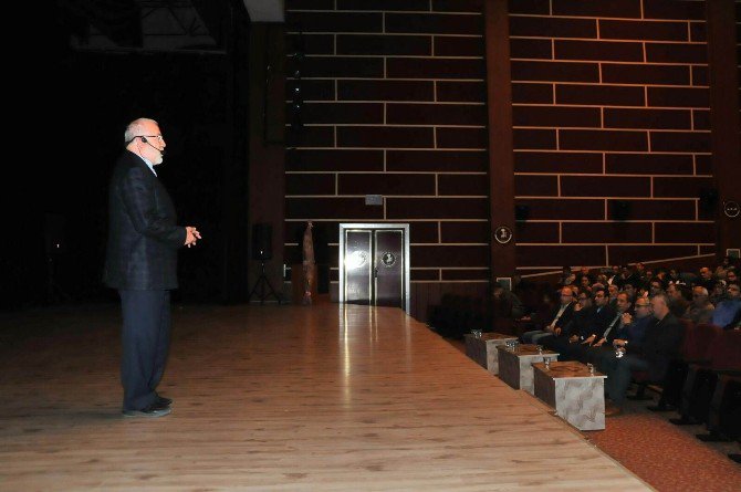 Akşehir Belediyesi’nden aile eğitim semineri