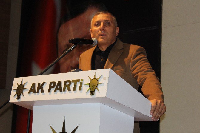 AK Parti Konya İl Gençlik Kolları Mahalle Başkanları toplantısı