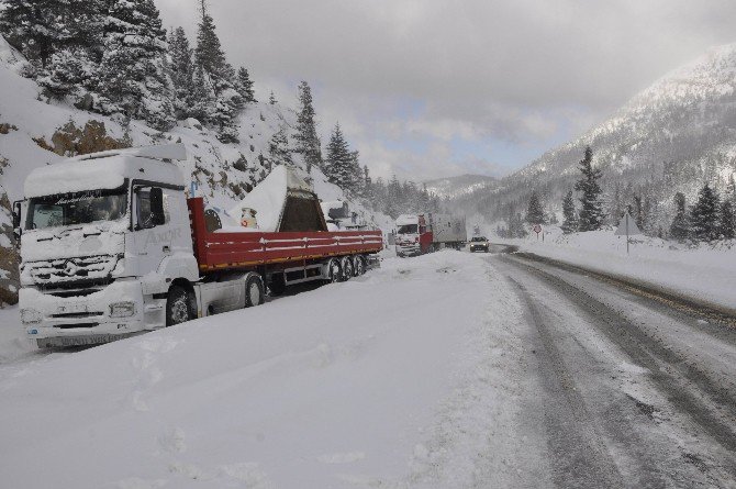 Seydişehir-Antalya yolu kısmen açıldı