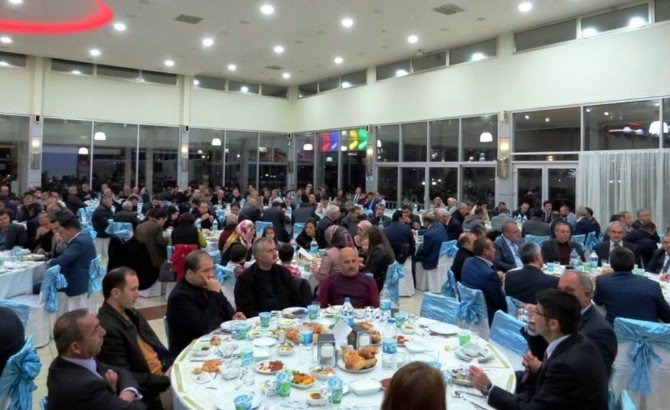 Başkan Tutal’dan Kaymakam Özyiğit’e vefa yemeği