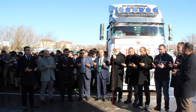 Aksaray’da ortaokul öğrencilerinden Halep’e un yardımı