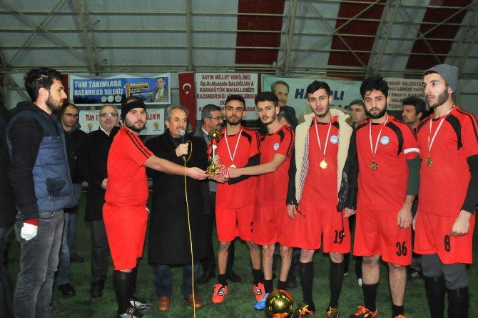 Akşehir’de şehit kaymakam adına futbol turnuvası