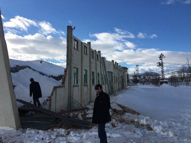 Beyşehir’de yaşanan 49 çatı çökmesi AFAD’a bildirildi