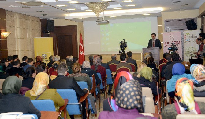 Konya’da “İlk Adım Ebe-Gebe Okulu Projesi” başlatıldı