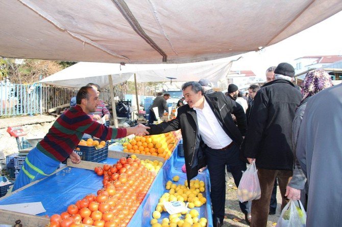 Başkan Tutal, pazarcı esnafıyla buluştu