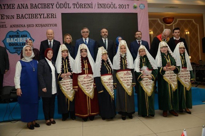 Başkan Toru’ya “Bacıbey” ödülü