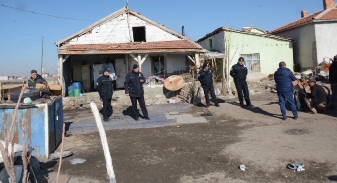 Aksaray’da bir kişi av tüfeğiyle intihar etti