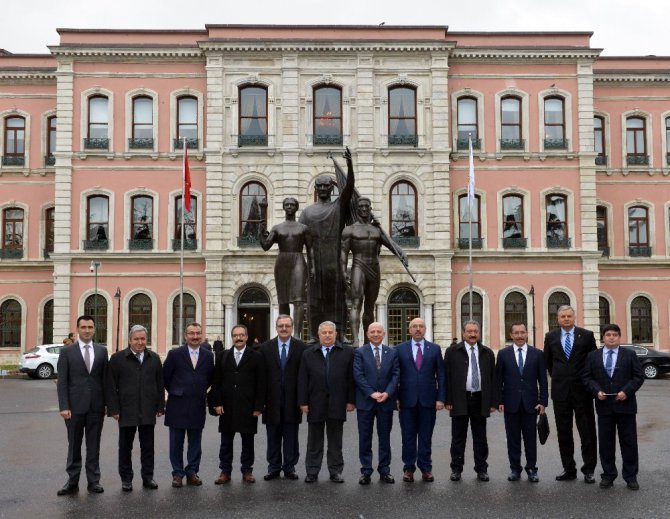 Şeker, Üniversite Hastaneleri Birliği Yönetim Kurulu Asil Üyeliğine yeniden seçildi