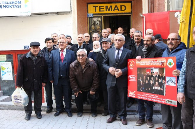 TEMAD’dan Hakkari’deki komandolara hediye