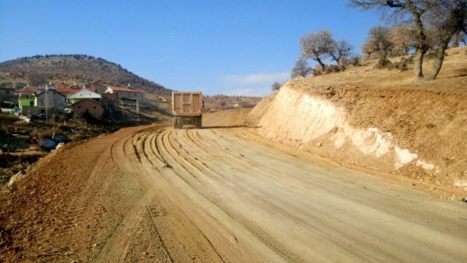 Bozkır mahalle yolunun, standardı yükseldi