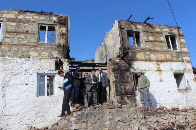 Beyşehir’de evi yanan aileye ziyaret