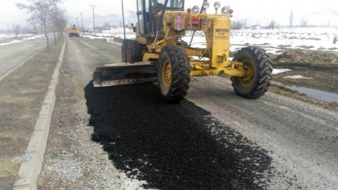 Seydişehir’de tahrip olan yollar onarılıyor