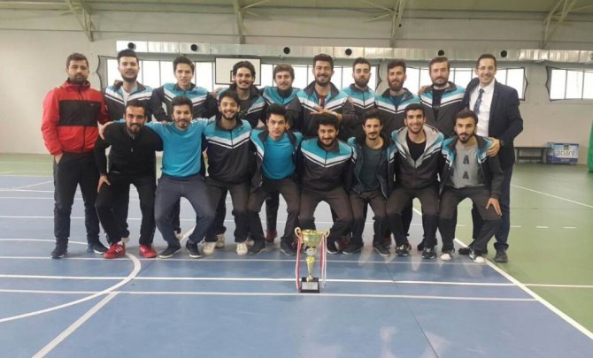 KTO Karatay Üniversitesi futsalda şampiyonluğa ulaştı