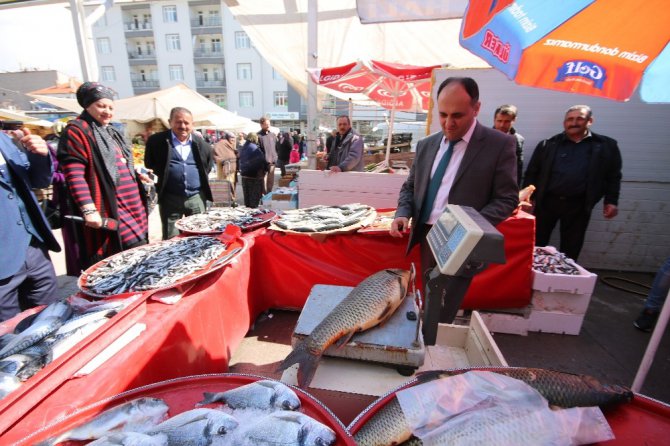 Başkan Özaltun’dan balıkçılara yasaklara uyalım çağrısı