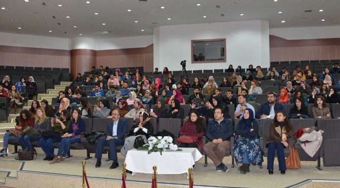 Selçuk’ta İran Türklerinin Nevruz kutlamaları anlatıldı