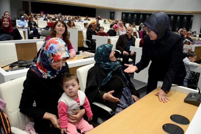 Meram’dan özel çocuklar için fotoğraf sergisi