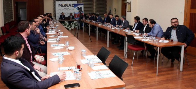 MÜSİAD Konya Şubesi’nde konferanslar sürüyor