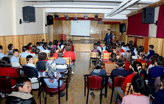 MERKAP kapsamında öğrencilere “Geri dönüşüm” eğitimi