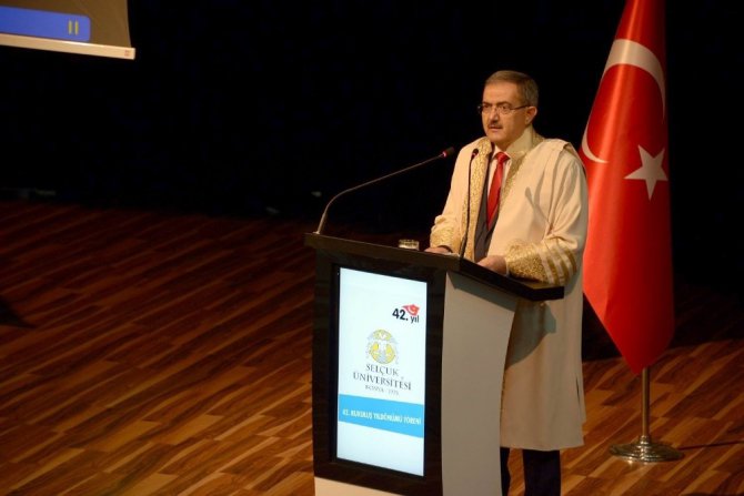 Selçuk Üniversitesi 42 yaşında