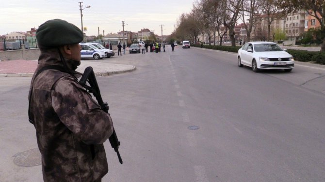 Konya’da özel harekat destekli trafik uygulaması