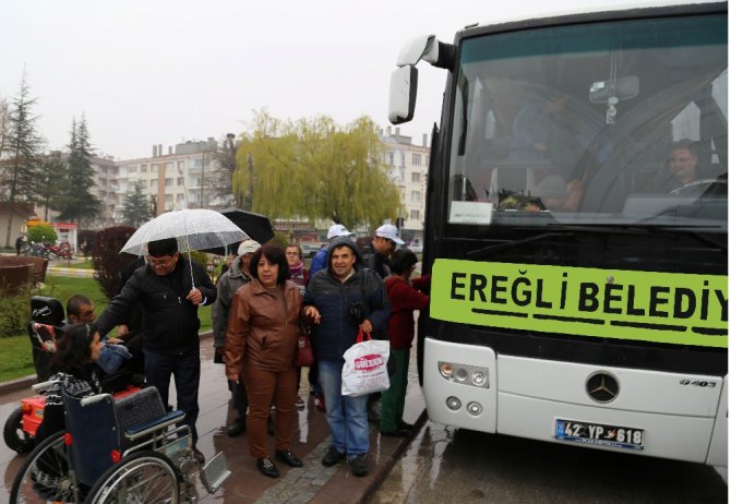 Ereğli Belediyesi’nden engelli vatandaşlar için Konya kültür gezisi