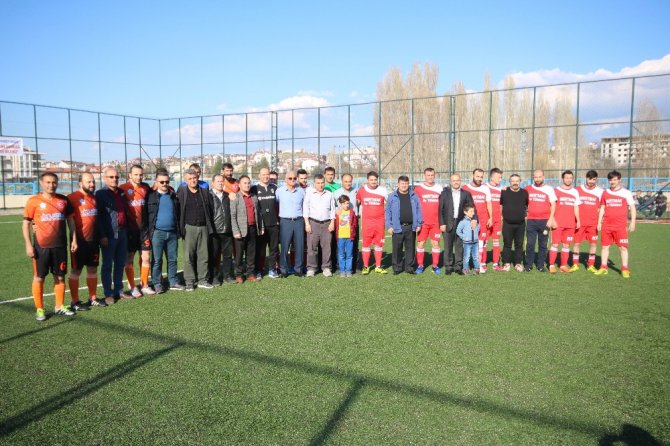 Beyşehir’de şehitler anısına futbol turnuvası başladı