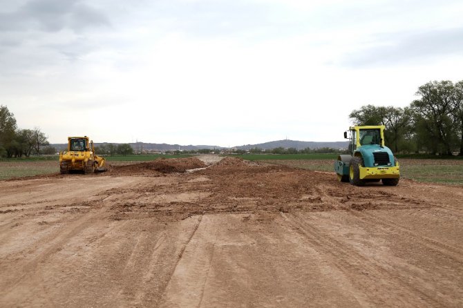 Aksaray Belediyesi yeni hastaneye bağlantı yolunu açıyor