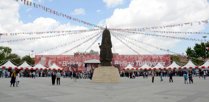 Konya Uluslararası Öğrenci Buluşmasına ev sahipliği yapıyor