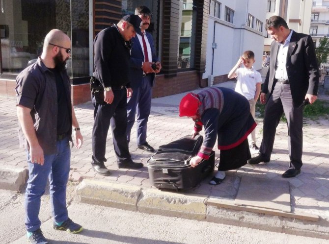 Aksaray’da şüpheli valiz paniği