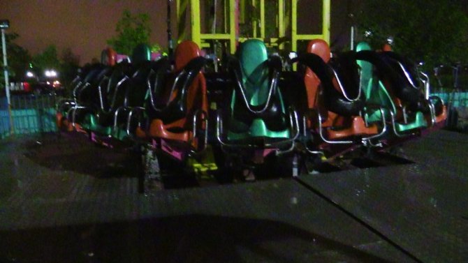 Lunaparkta asansör yere çakıldı: 10 yaralı