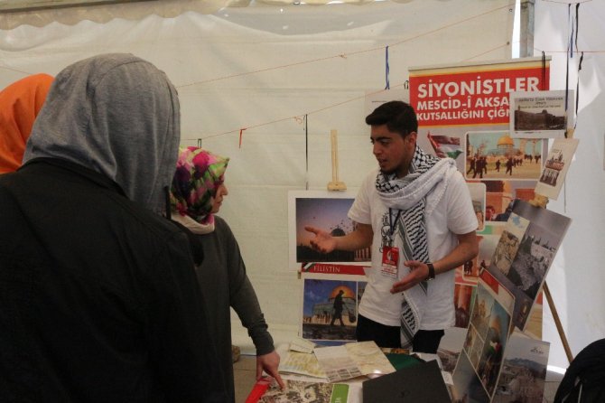 Uluslararası öğrenciler ülkelerini Konya’da tanıtıyor