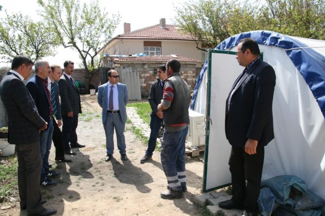 Kulu’da çadır içerisinde kültür mantarı üreten çiftçiye ziyaret