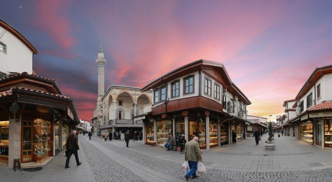 Başkan Akyürek: “Tarihe vefa boynumuzun borcudur”