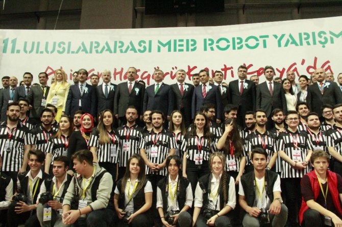 11. Uluslararası MEB Robot Yarışması Konya’da düzenlendi