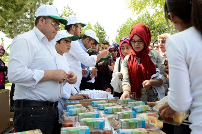 Meram Belediyesinden engellilere Beyşehir gezisi