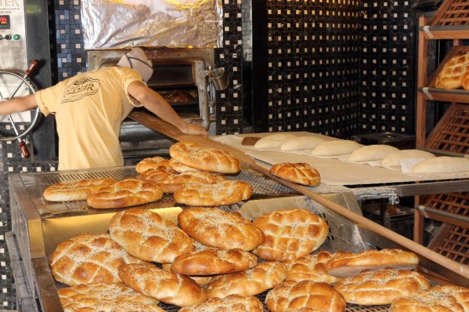 Konya’da Ramazan pidesine zam yok