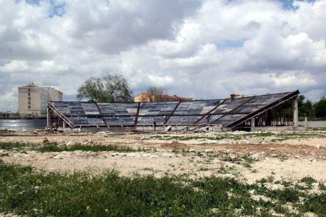 Cihanbeyli’de Anıt Parkı inşaatı devam ediyor