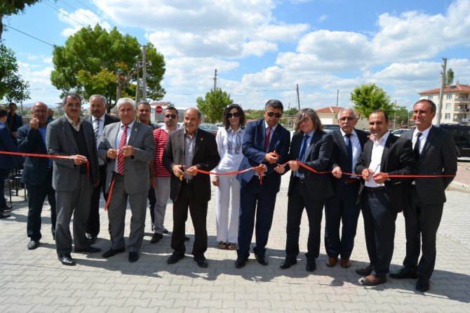 Kulu HEM ve Akşam Sanat Okulu yılsonu sergisi törenle açıldı