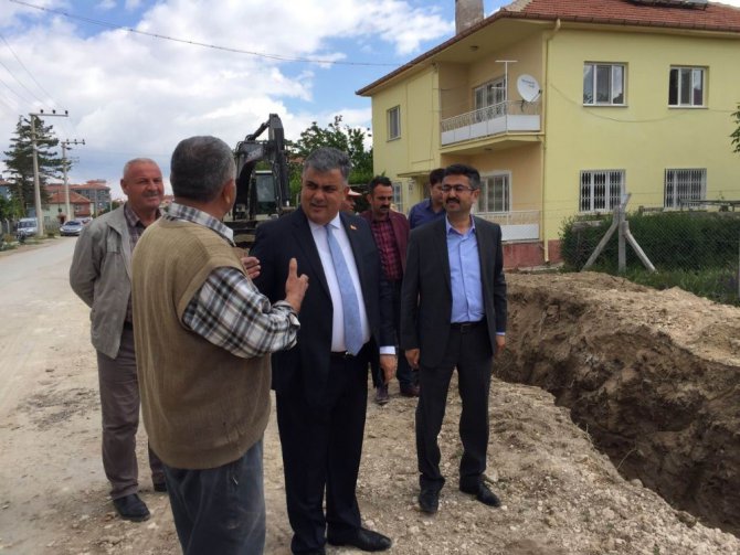 Başkan Özaltun, şebeke hattı çalışmalarını inceledi