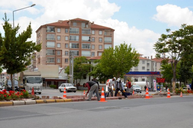 Aksaray’da kazalara sebebiyet veren kavşaklar trafiğe kapatılıyor