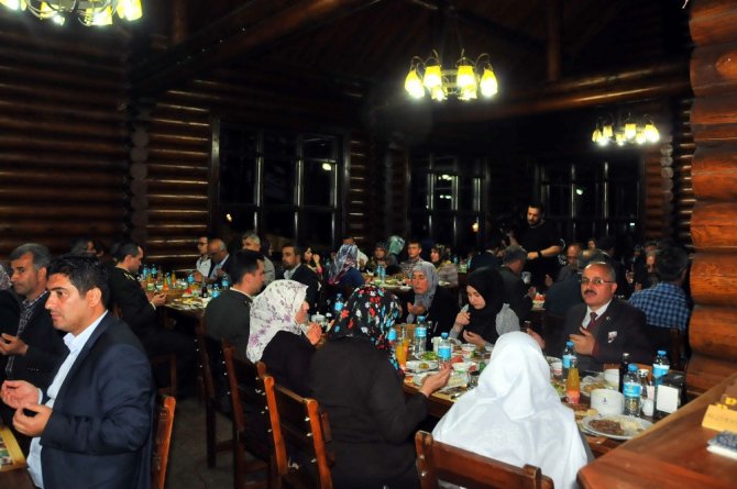 Akşehir’de şehit ve gazi ailelerine iftar yemeği