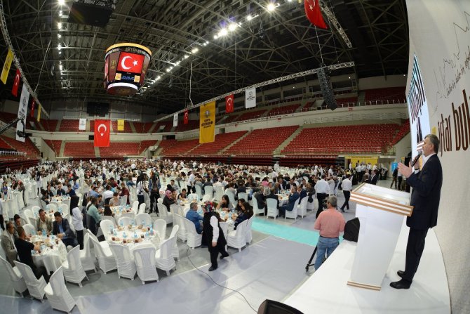 Başkan Akyürek, Esnaf Odalarının üyeleri ile iftarlarda buluşuyor