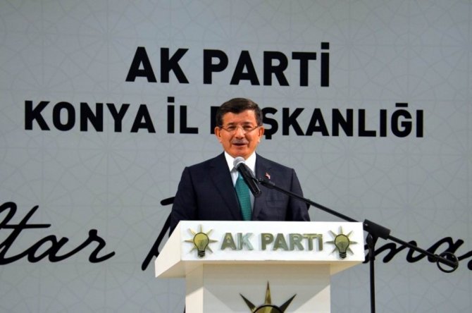 AK Parti Konya ailesi, İl Danışma Meclisi ve iftar programında bir araya geldi