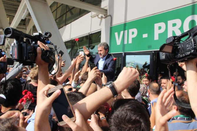 Aykut Kocaman: “Fenerbahçe’ye dönüşümün nedeni yarım kalan işlerim var”