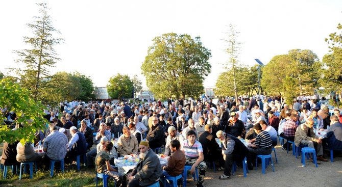 Konya’nın manevi mimarlarından Ladikli Ahmet Hüdai Hazretleri anıldı