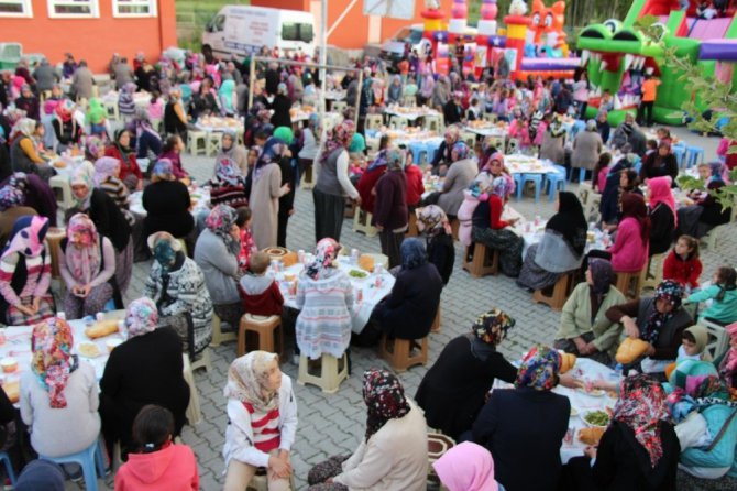 Seydişehir Belediyesinin iftar programları sürüyor