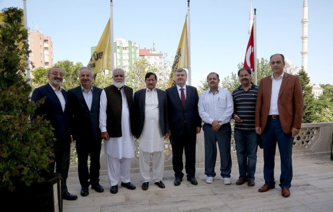 Pakistan heyetinden Başkan Akyürek’e ziyaret