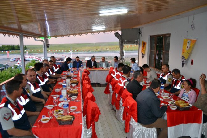 Kulu İlçe Jandarma Komutanlığından iftar programı